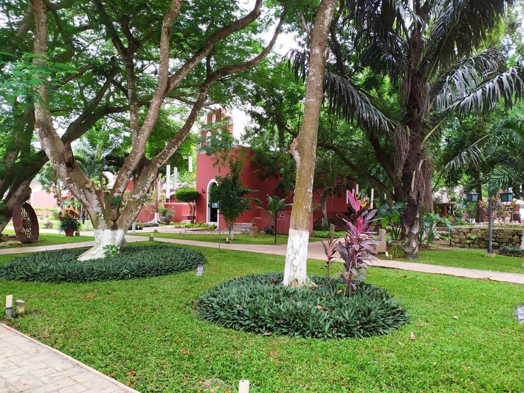 Hacienda Santa Cruz Merida Hotel Exterior photo