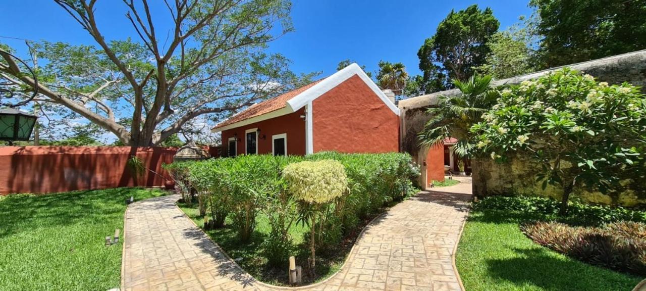 Hacienda Santa Cruz Merida Hotel Exterior photo